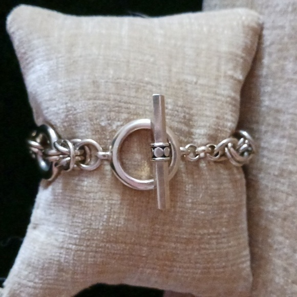 Ellen Tracy Gold Tone Chunky Bracelet - Picture 2 of 7